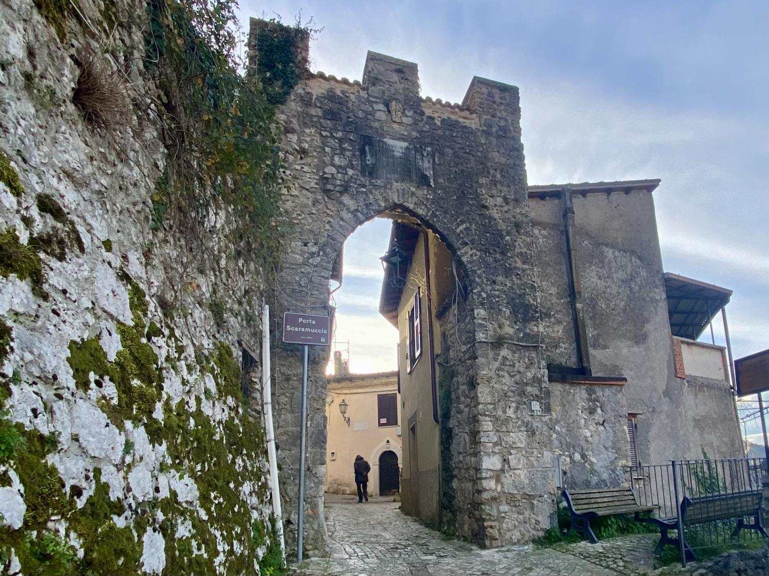 Porta Scaramuccia